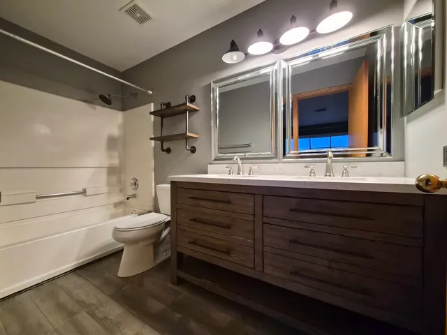 $2,350 | 2609 Carrolwood Road, Unit 2609, Naperville, IL 60540