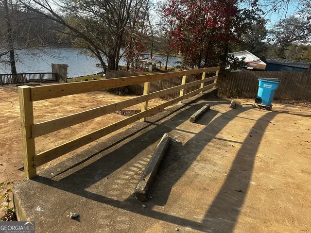 a view of backyard with trees