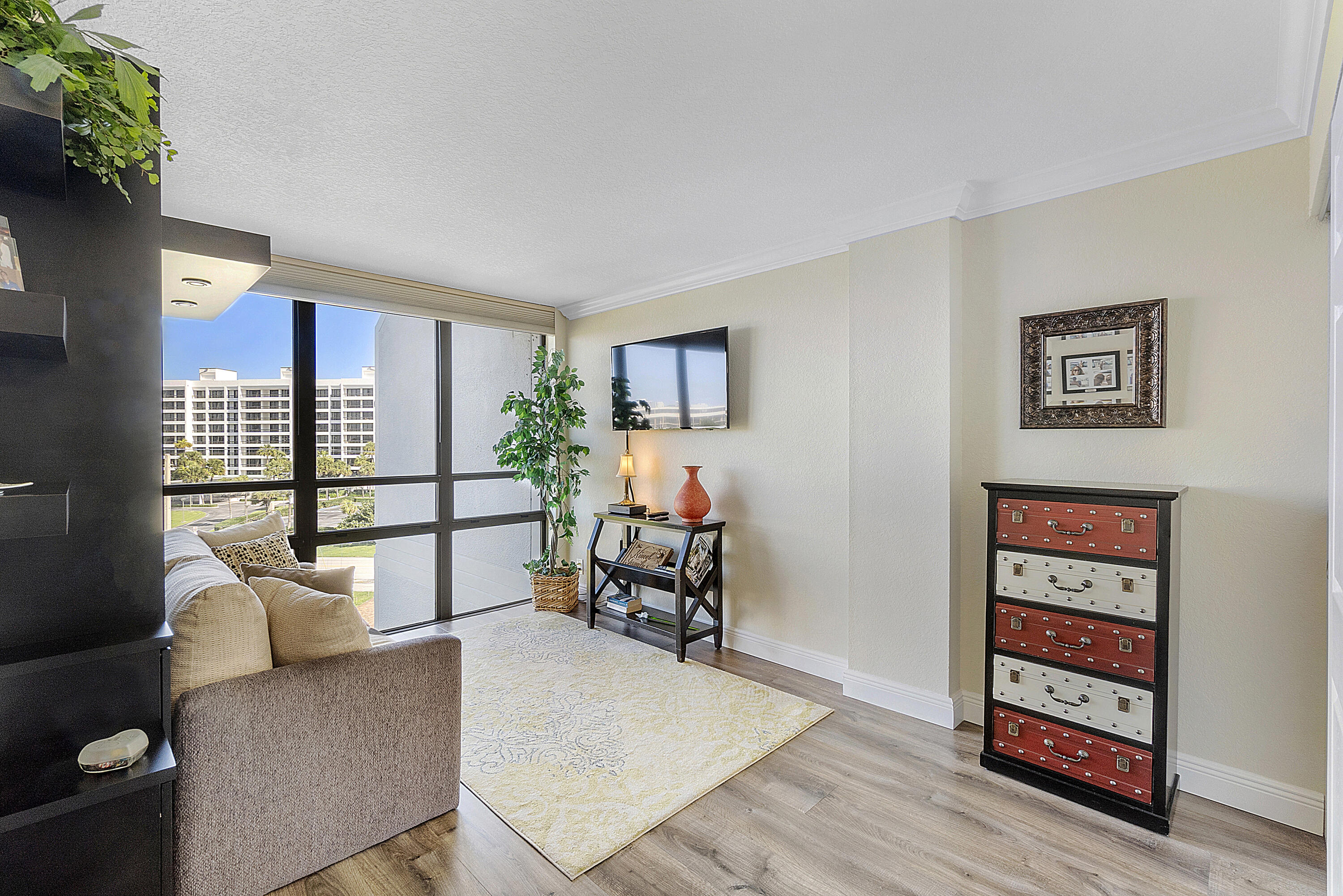 1901 South Ocean Boulevard, Unit 507 Boca Raton, FL 33432 - Photo 24 of 55 Guest Bedroom