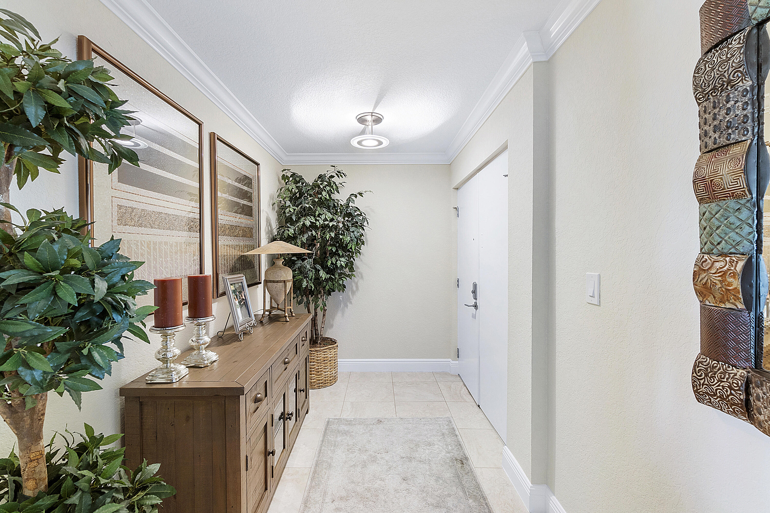 1901 South Ocean Boulevard, Unit 507 Boca Raton, FL 33432 - Photo 7 of 55 Entrance Foyer