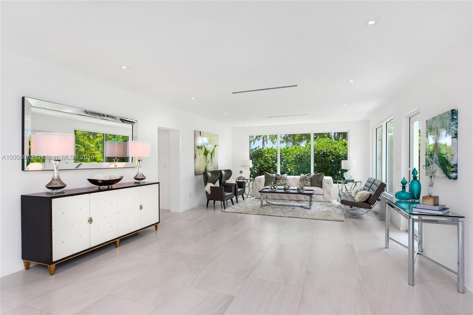 2034 Alton Road Miami Beach, FL 33140 - Photo 6 of 22 Gallery Image 6