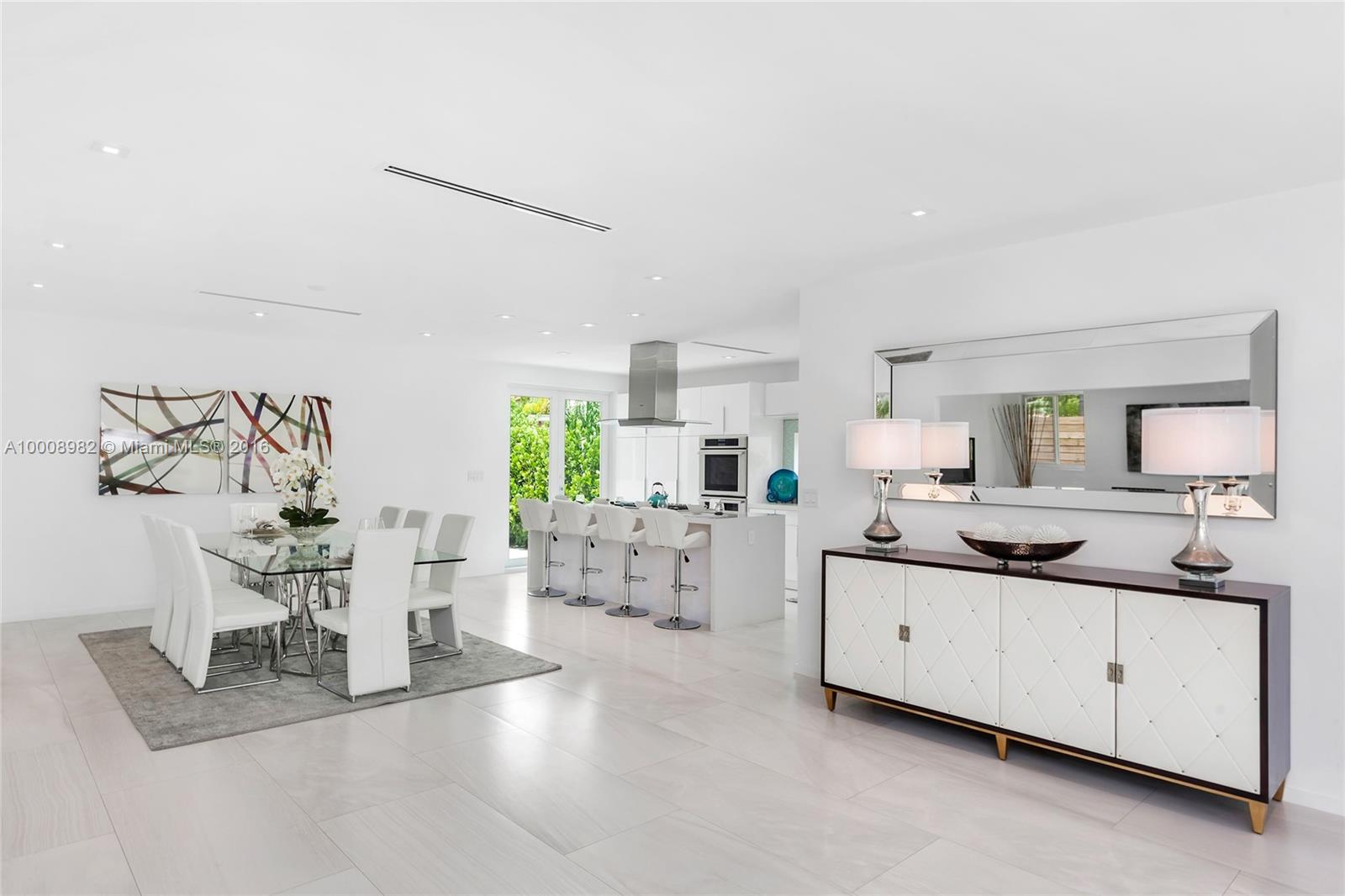 2034 Alton Road Miami Beach, FL 33140 - Photo 9 of 22 Gallery Image 9
