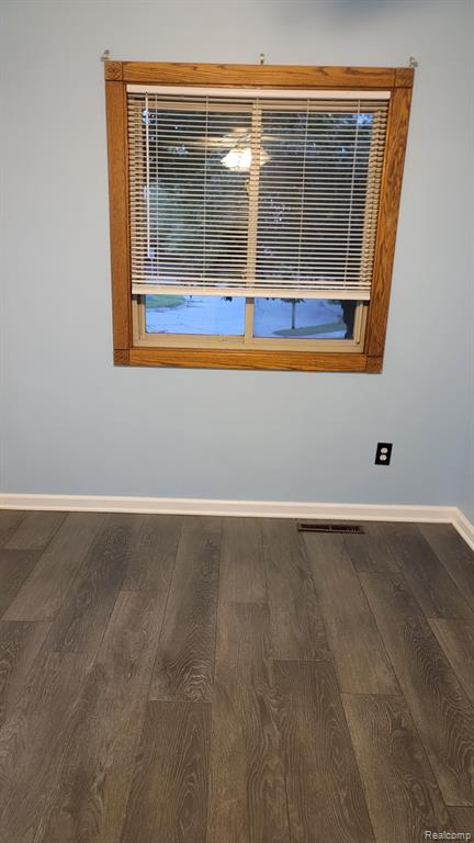 23948 Cedar Ridge Drive Romulus, MI 48174 - Photo 4 of 30