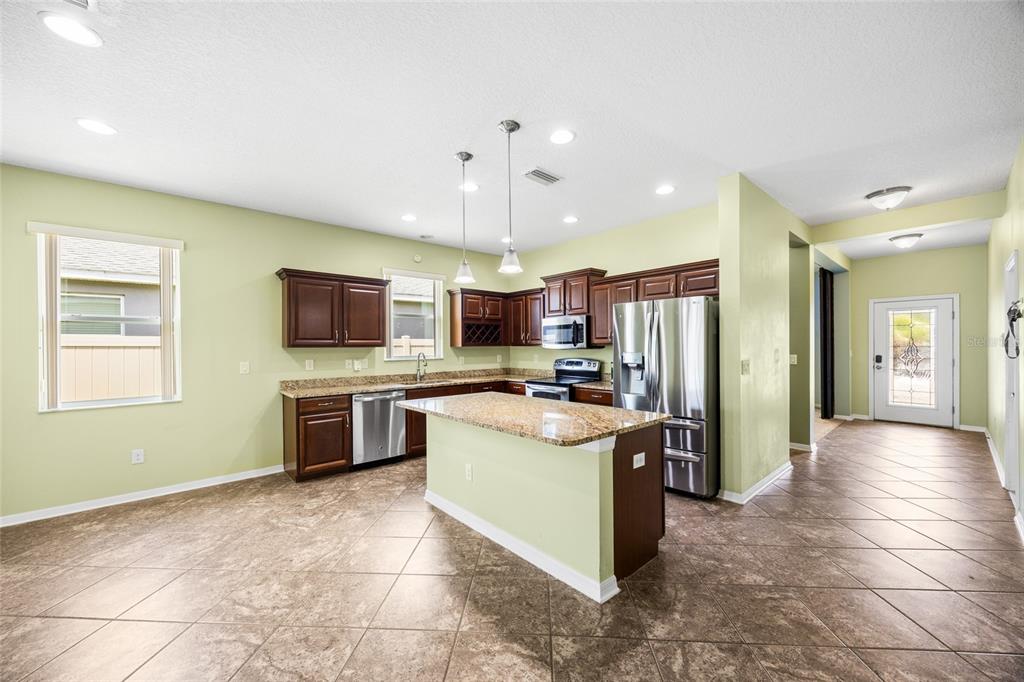 3851 Pacente Loop Wesley Chapel, FL 33543 - Photo 9 of 38