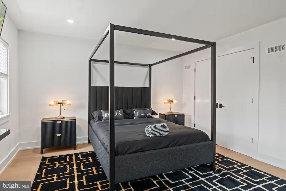 1821 Christian Street Philadelphia, PA 19146 - Photo 25 of 30