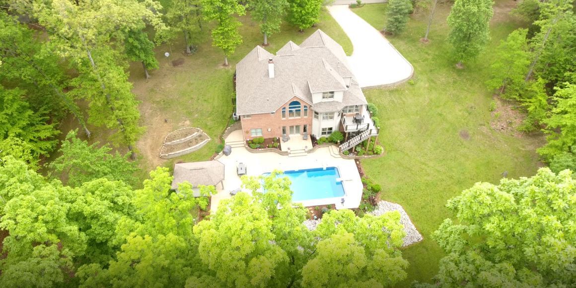 14333 West Sawmill Road Columbus, IN 47201 - Photo 4 of 31