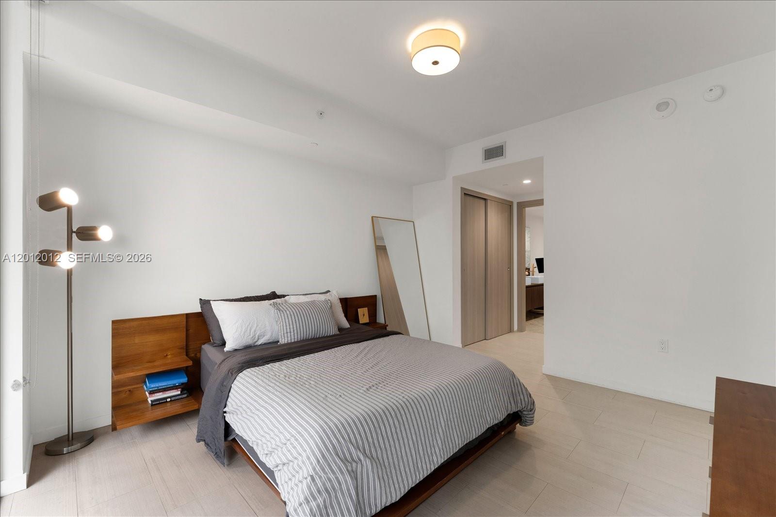 1000 Brickell Plaza, Unit 3607 Miami, FL 33131 - Photo 8 of 25
