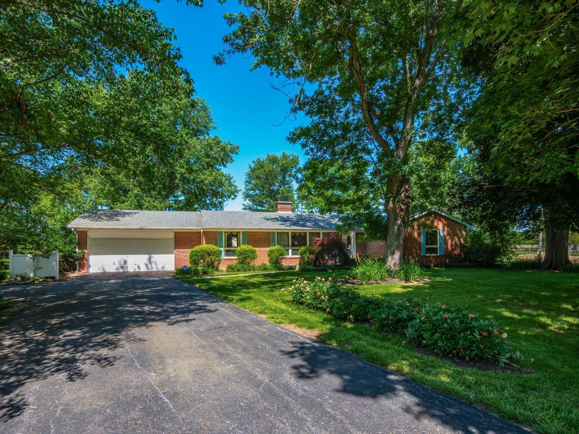 6675 Borror Road Grove City, OH 43123 - Photo 3 of 53