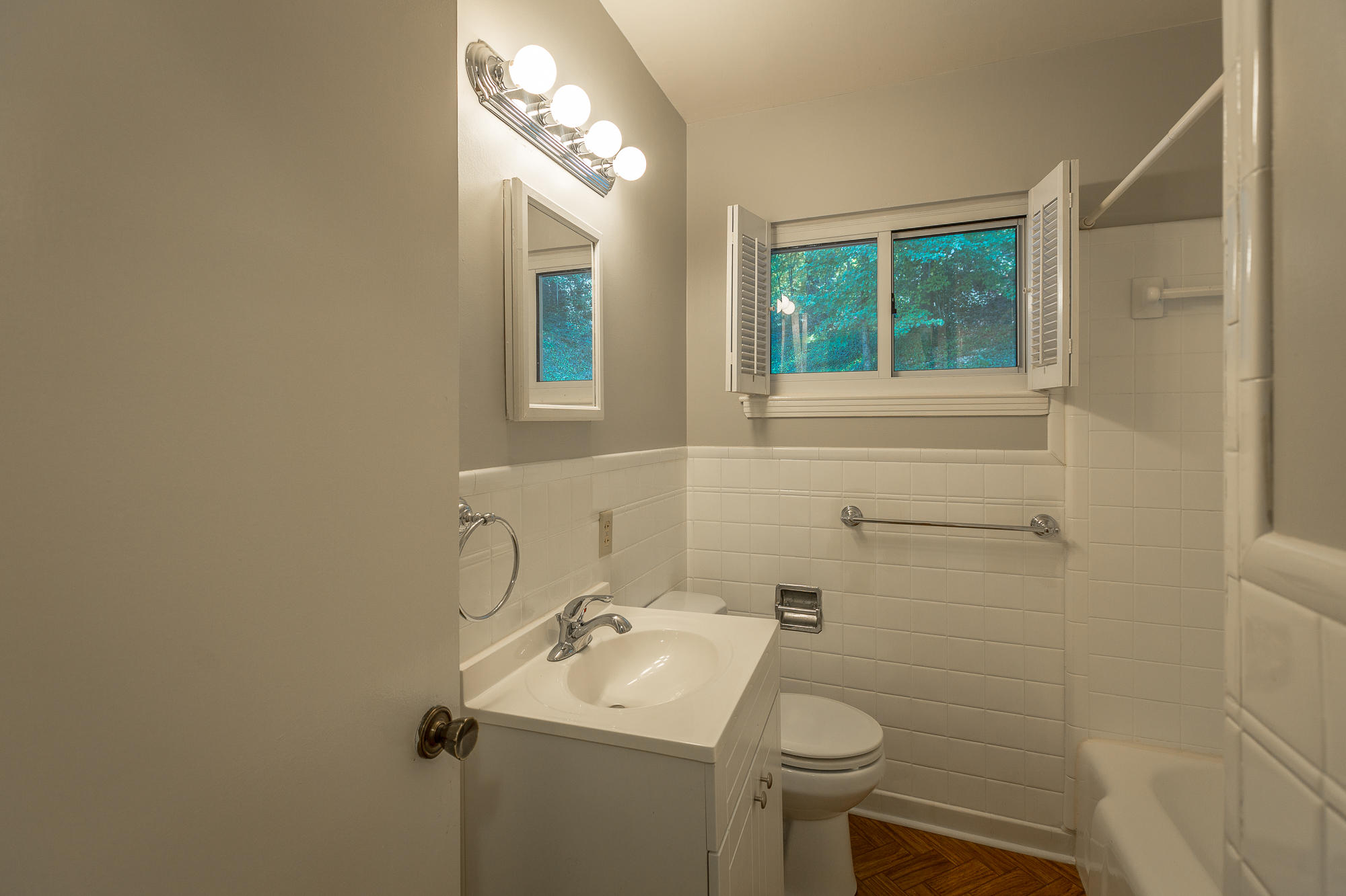1114 Fernway Road Chattanooga, TN 37405 - Photo 23 of 45 1114 Fernway Road-24