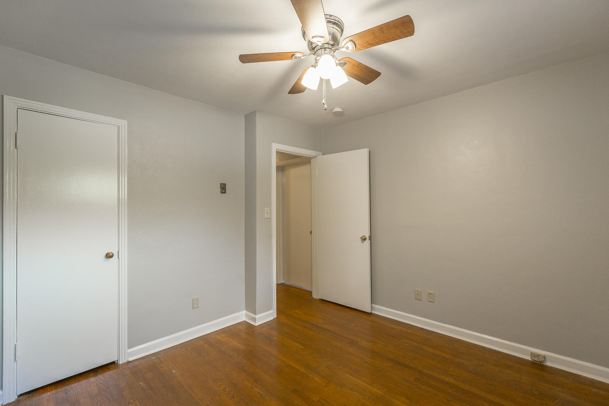 1114 Fernway Road Chattanooga, TN 37405 - Photo 30 of 45 1114 Fernway Road-31