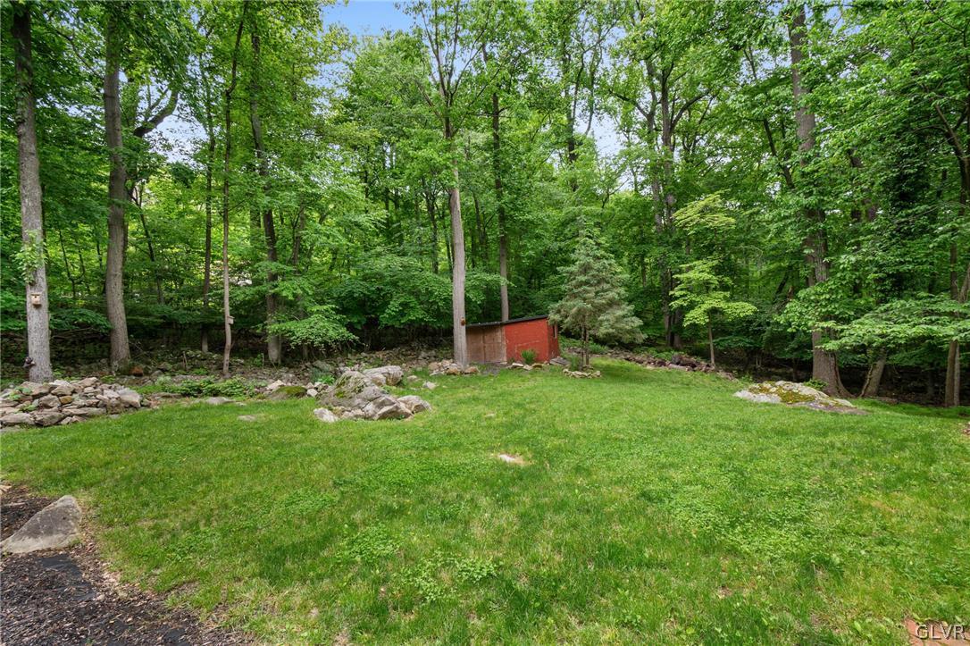 3155 Balsam Road Center Valley, PA 18034 - Photo 5 of 36 Gallery Image 5