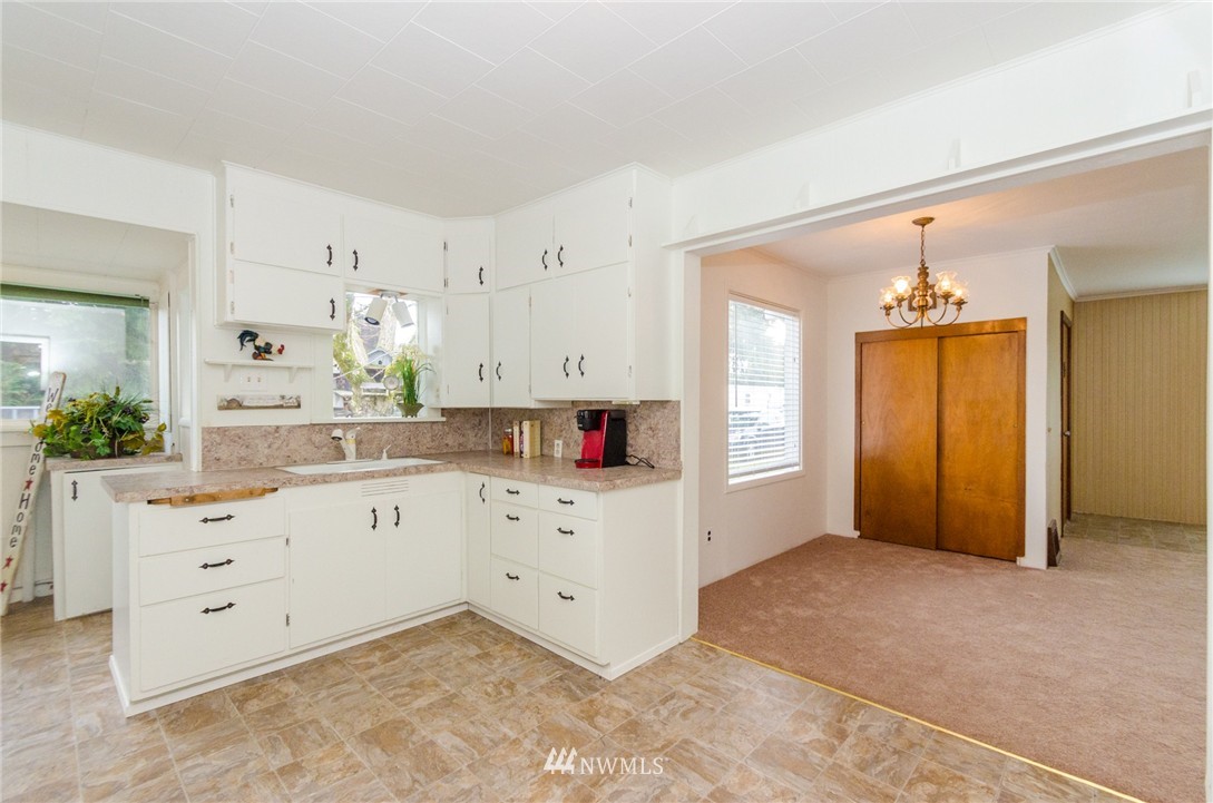 3215 Galvin Road Centralia, WA 98531 - Photo 3 of 20 Gallery Image 3