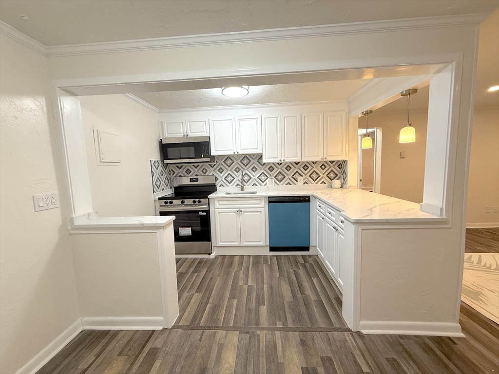 16 Erick Road, Unit 7 Mansfield, MA 02048 - Photo 12 of 30