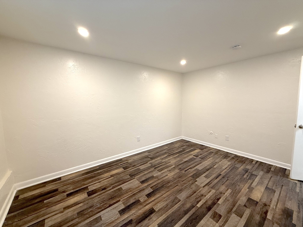 16 Erick Road, Unit 7 Mansfield, MA 02048 - Photo 22 of 30