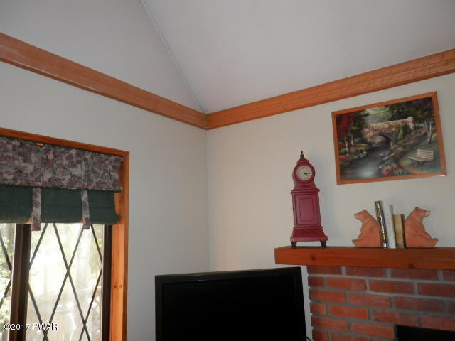 2401 Crest View Road Lake Ariel, PA 18436 - Photo 19 of 185