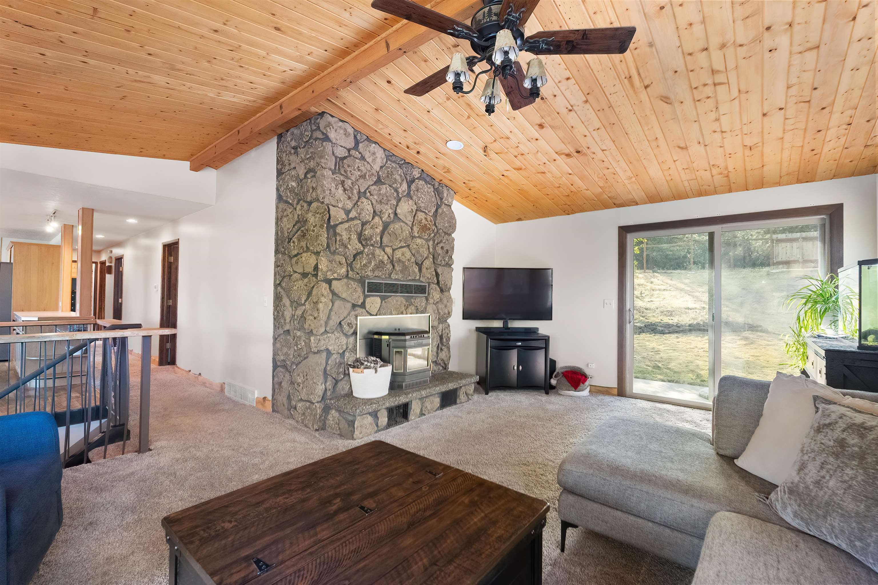 23007 East Morris Road Newman Lake, WA 99025 - Photo 8 of 40 Gallery Image 8