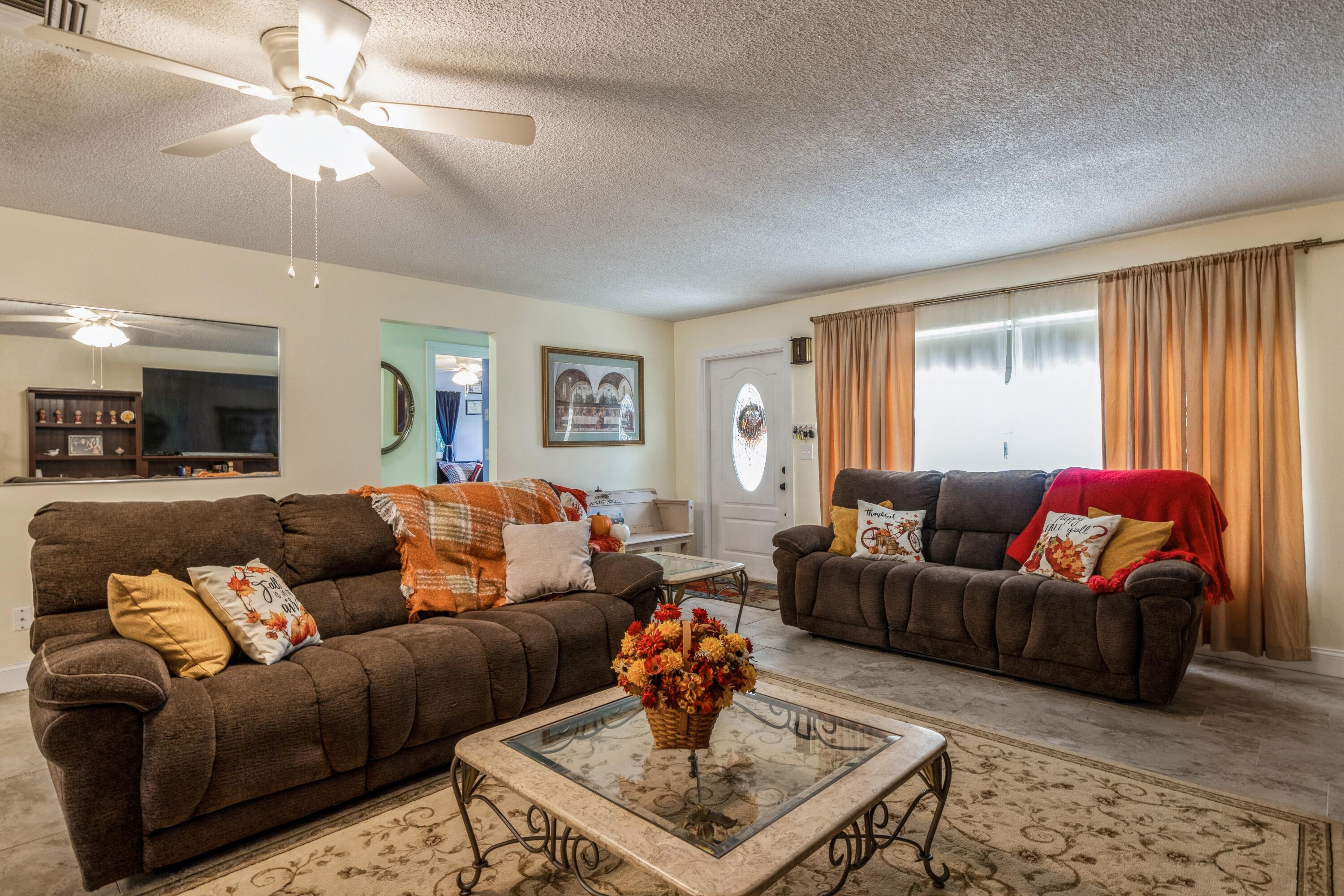 9283 Southwest 3rd Street Boca Raton, FL 33428 - Photo 20 of 33 Great for entertaining