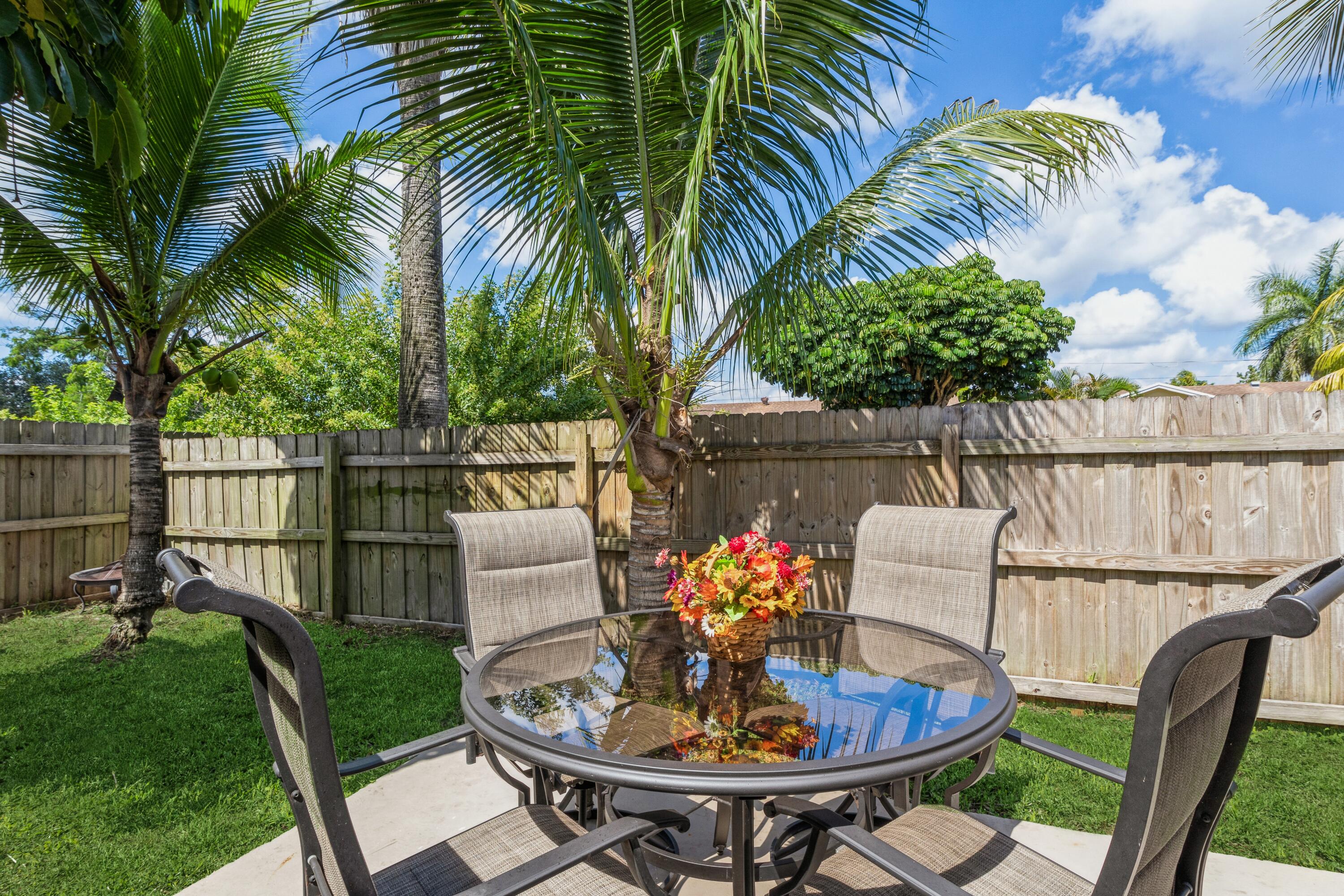 9283 Southwest 3rd Street Boca Raton, FL 33428 - Photo 29 of 33 Room for outdoor dining