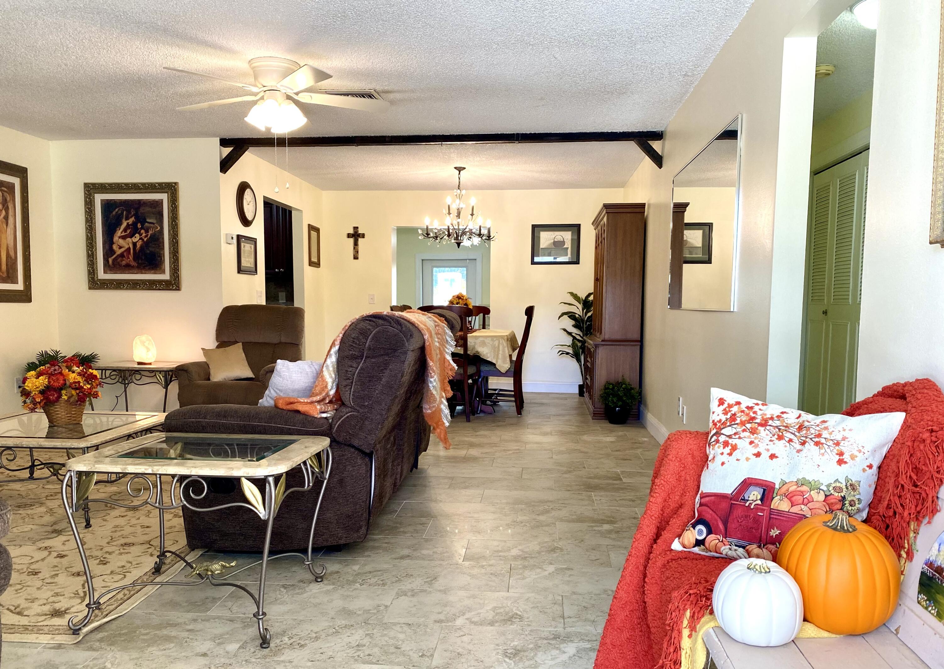 9283 Southwest 3rd Street Boca Raton, FL 33428 - Photo 31 of 33 Inviting Entrance