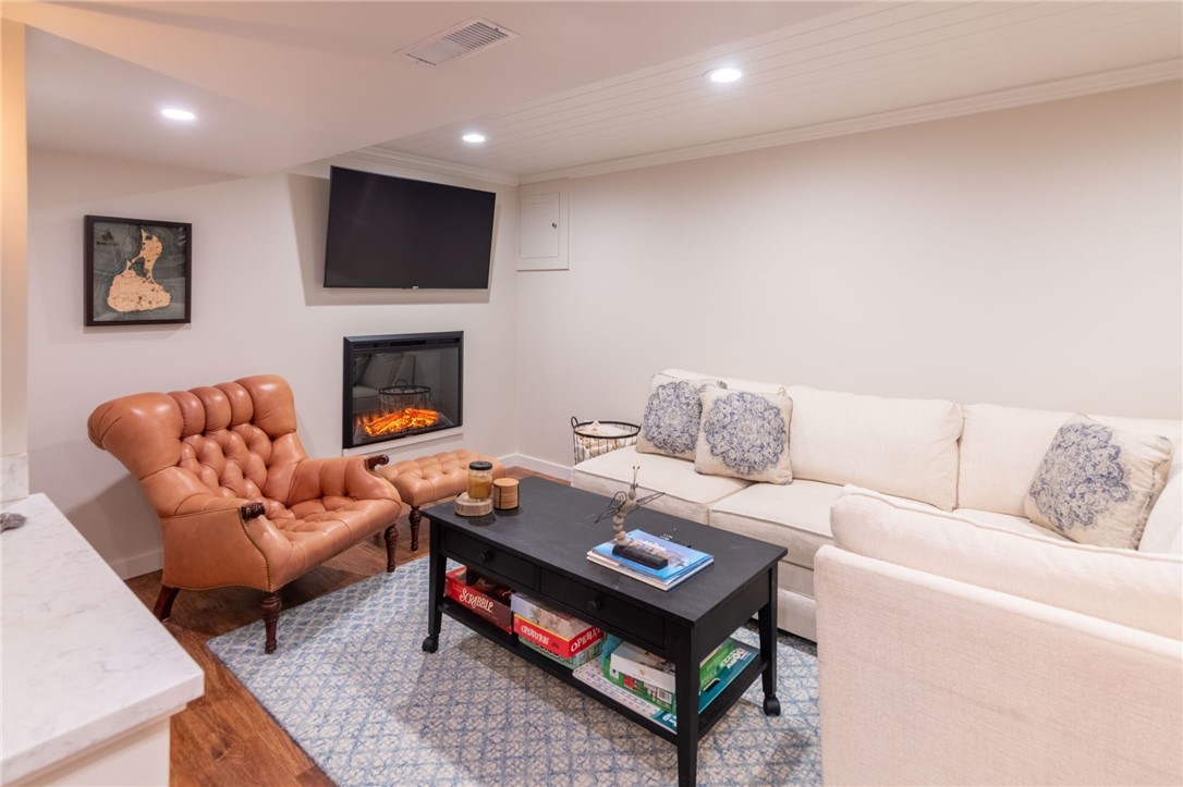 1544 West Side Road Block Island, RI 02807 - Photo 20 of 22 Gas Fire Place