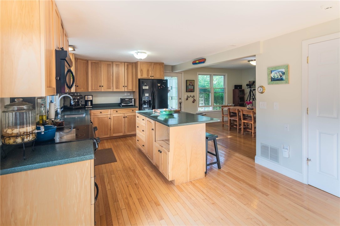1544 West Side Road Block Island, RI 02807 - Photo 5 of 22 Kitchen