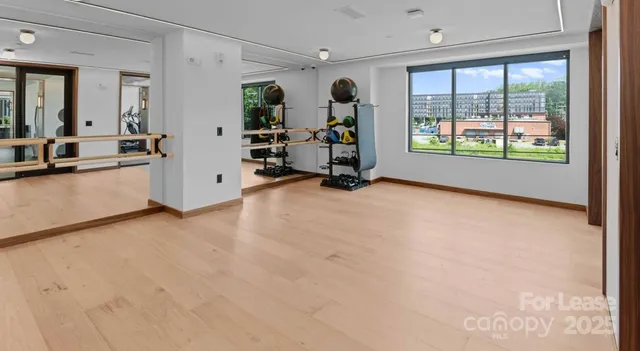 $1,528 | 300 East 36th Street, Unit A2, Charlotte, NC 28206