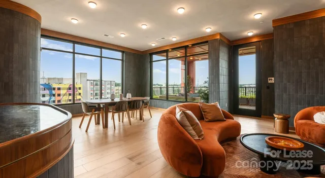 $1,528 | 300 East 36th Street, Unit A2, Charlotte, NC 28206