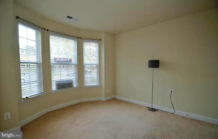 5781 Richards Valley Road Ellicott City, MD 21043 - Photo 11 of 28 Family Room