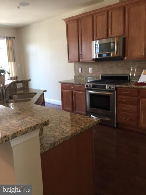 5781 Richards Valley Road Ellicott City, MD 21043 - Photo 12 of 28 Kitchen