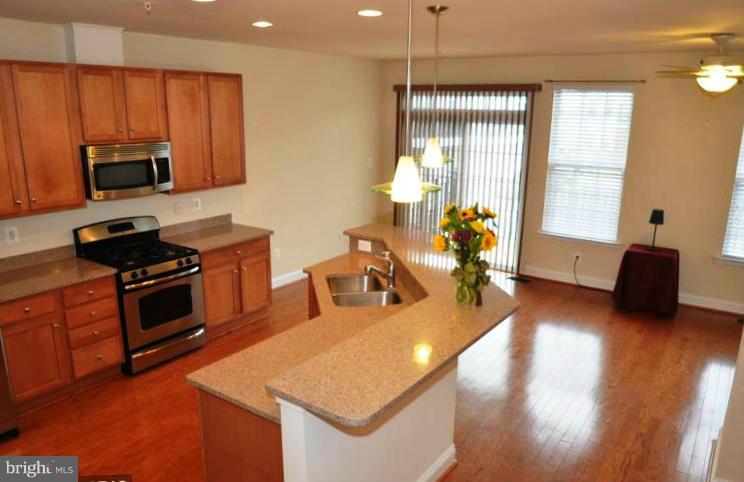 5781 Richards Valley Road Ellicott City, MD 21043 - Photo 17 of 28 Kitchen