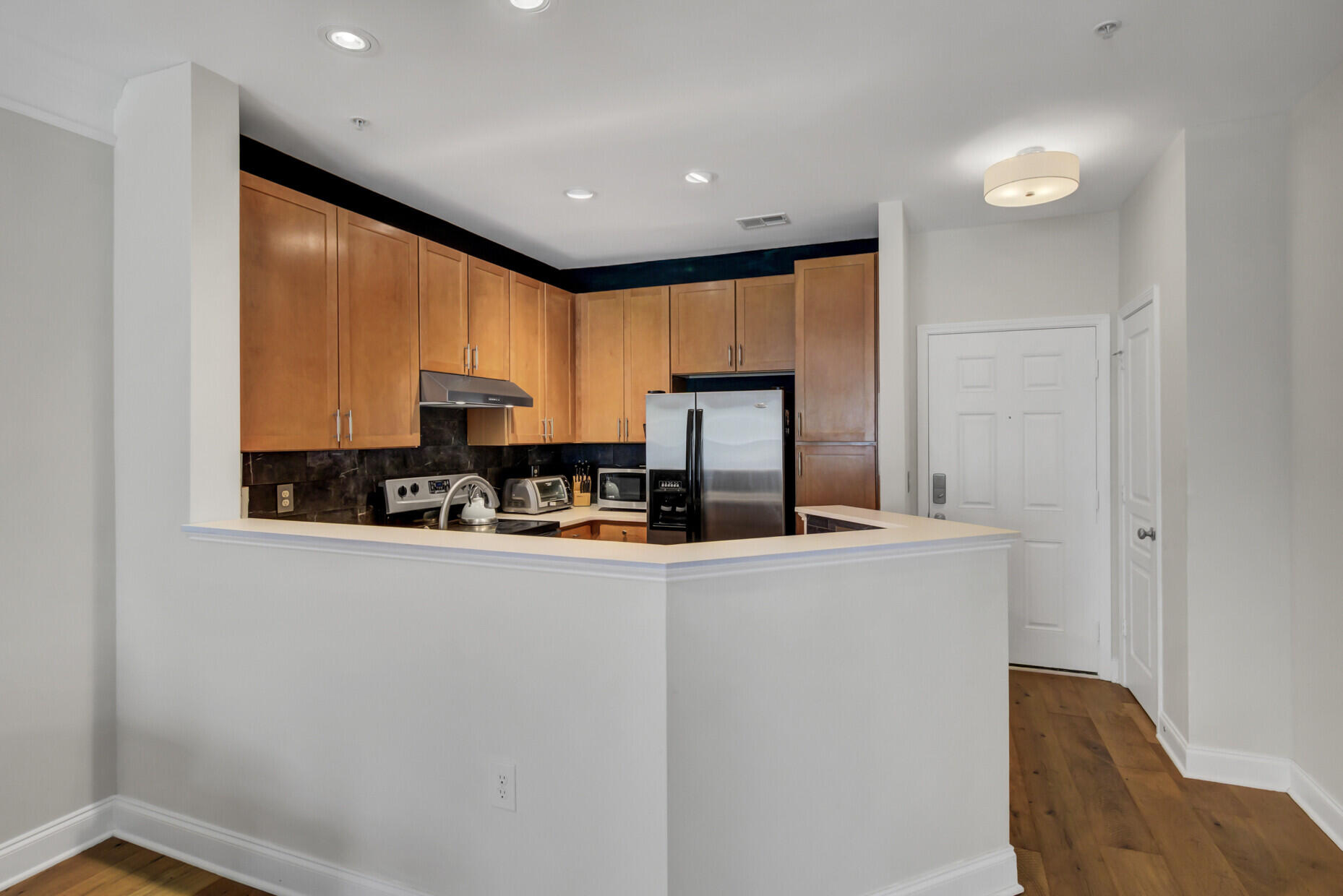 1018 Basildon Road, Unit 1018 Mount Pleasant, SC 29466 - Photo 8 of 62 Kitchen