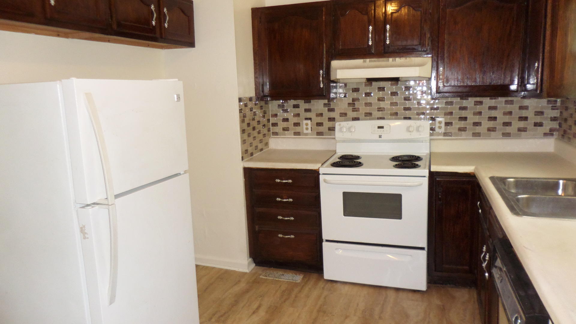 224 Hillside Road Oak Ridge, TN 37830 - Photo 2 of 18 Kitchen