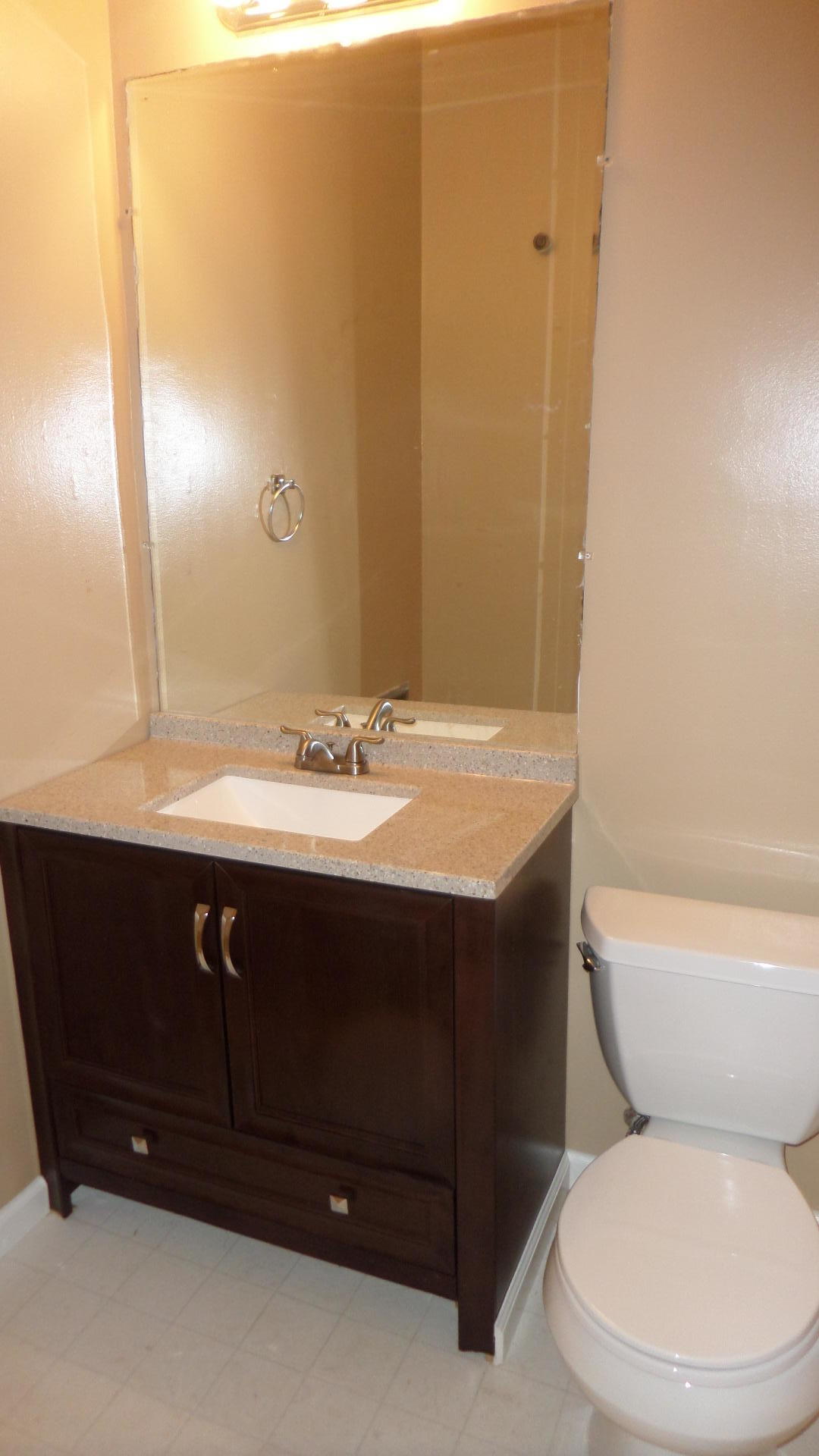 224 Hillside Road Oak Ridge, TN 37830 - Photo 14 of 18 Full Bathroom