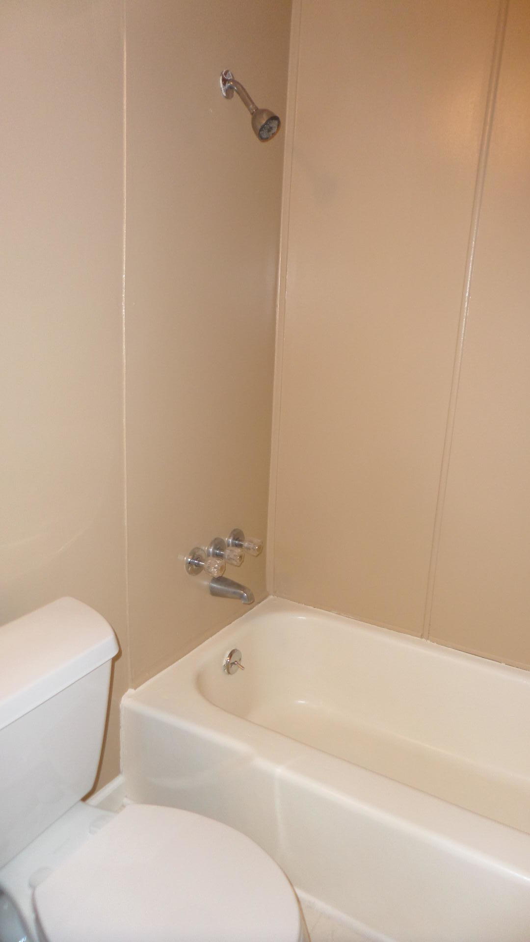 224 Hillside Road Oak Ridge, TN 37830 - Photo 15 of 18 Full Bathroom