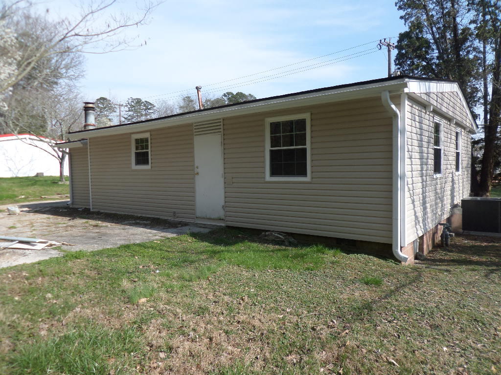 224 Hillside Road Oak Ridge, TN 37830 - Photo 17 of 18 Back of House
