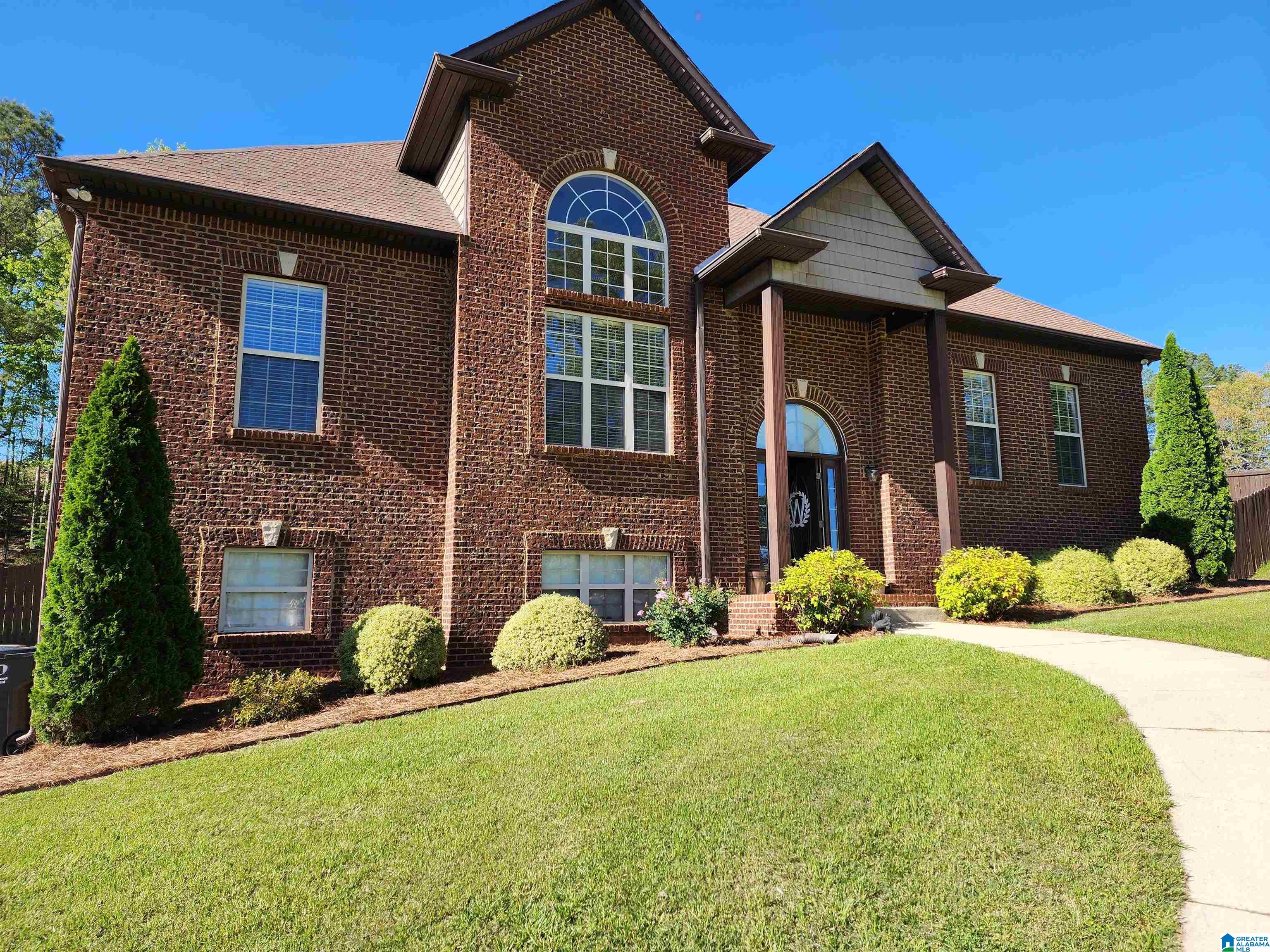 190 Hitching Post Circle Cropwell, AL 35054 - Photo 2 of 61
