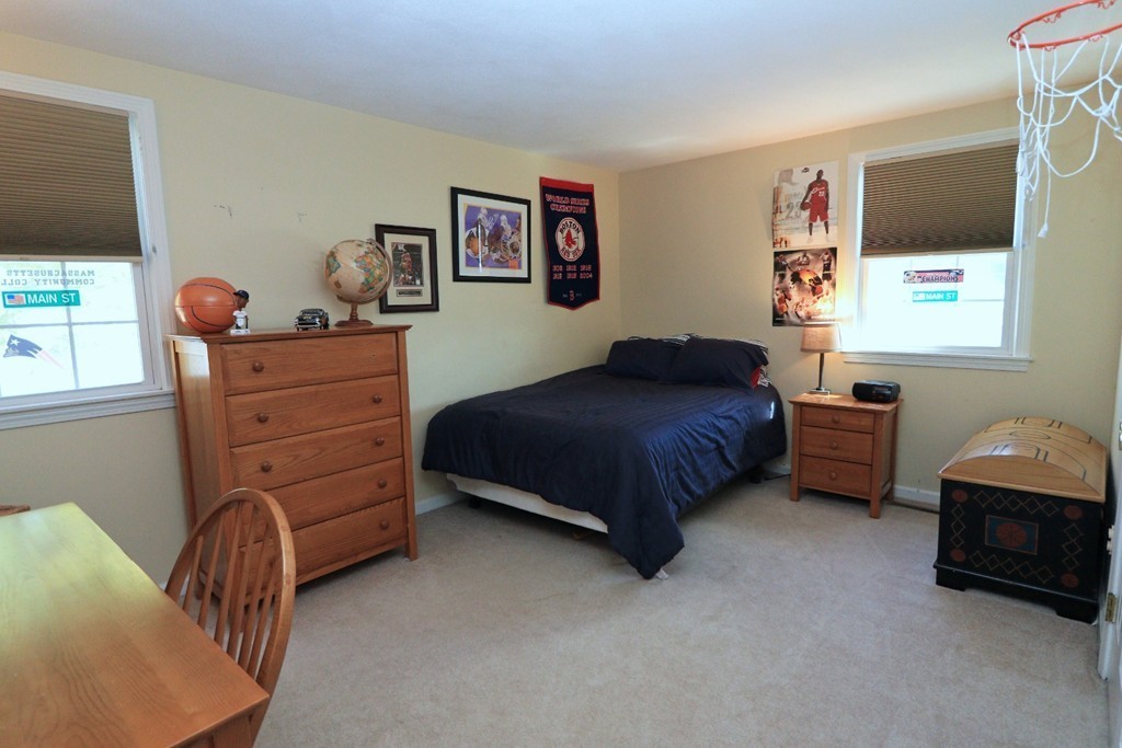 93 Standish Road Needham, MA 02492 - Photo 13 of 26