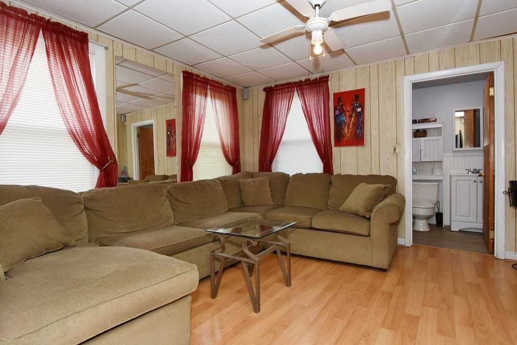 6 Clinton Street Lynn, MA 01902 - Photo 5 of 17 Gallery Image 5