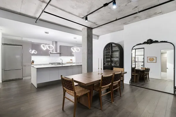 $6,750 | 111 South Peoria Street, Unit 506, Chicago, IL 60607