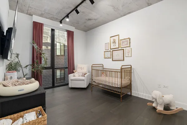 $6,750 | 111 South Peoria Street, Unit 506, Chicago, IL 60607
