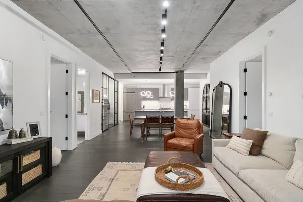 $6,750 | 111 South Peoria Street, Unit 506, Chicago, IL 60607