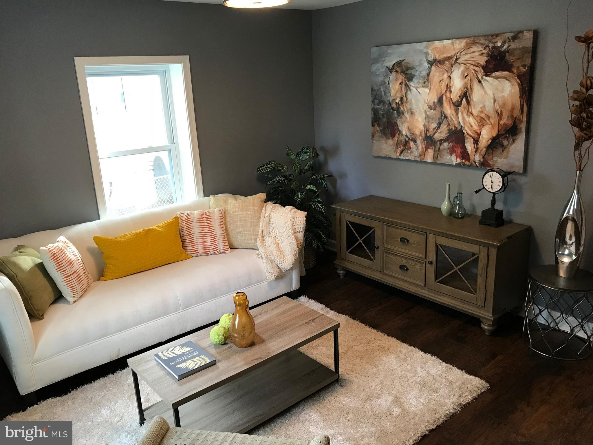 9326 Decatur Place Laurel, MD 20723 - Photo 2 of 26 Living Room