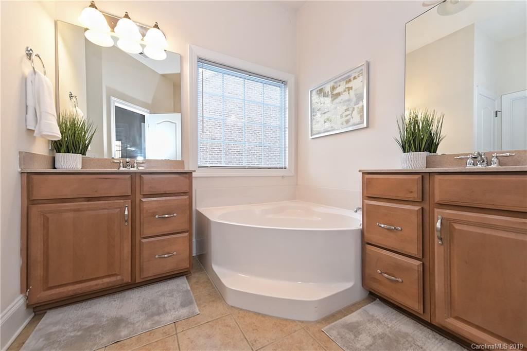 10915 Round Rock Road Charlotte, NC 28277 - Photo 28 of 35 Gallery Image 28