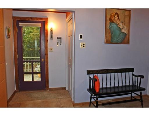 155 Mid County Road Leyden, MA 01337 - Photo 10 of 42