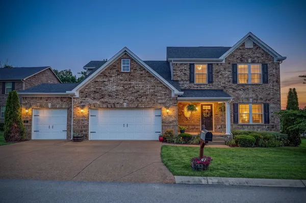 $600,000 | 10 Settlers Court, Mount Juliet, TN 37122