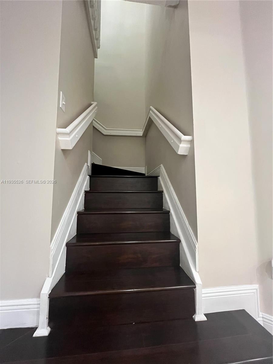 10872 Southwest 89th Street, Unit 10872 Miami, FL 33176 - Photo 23 of 25 a view of entryway