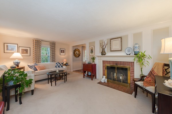 73 Huntington Road Arlington, MA 02474 - Photo 2 of 20 Gallery Image 2
