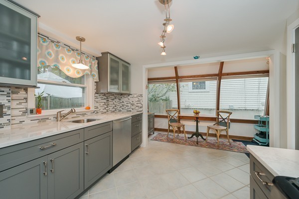 73 Huntington Road Arlington, MA 02474 - Photo 9 of 20 Gallery Image 9