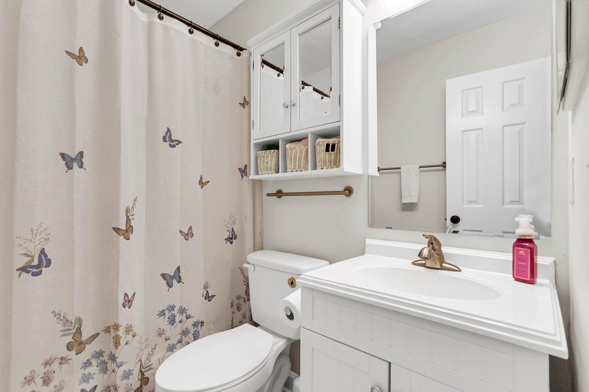 1416 Camp Road, Unit B Charleston, SC 29412 - Photo 18 of 25 1416 Camp Rd, B