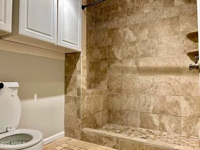 $2,100 | 1906 East Sunburst Lane, Tempe, AZ 85284